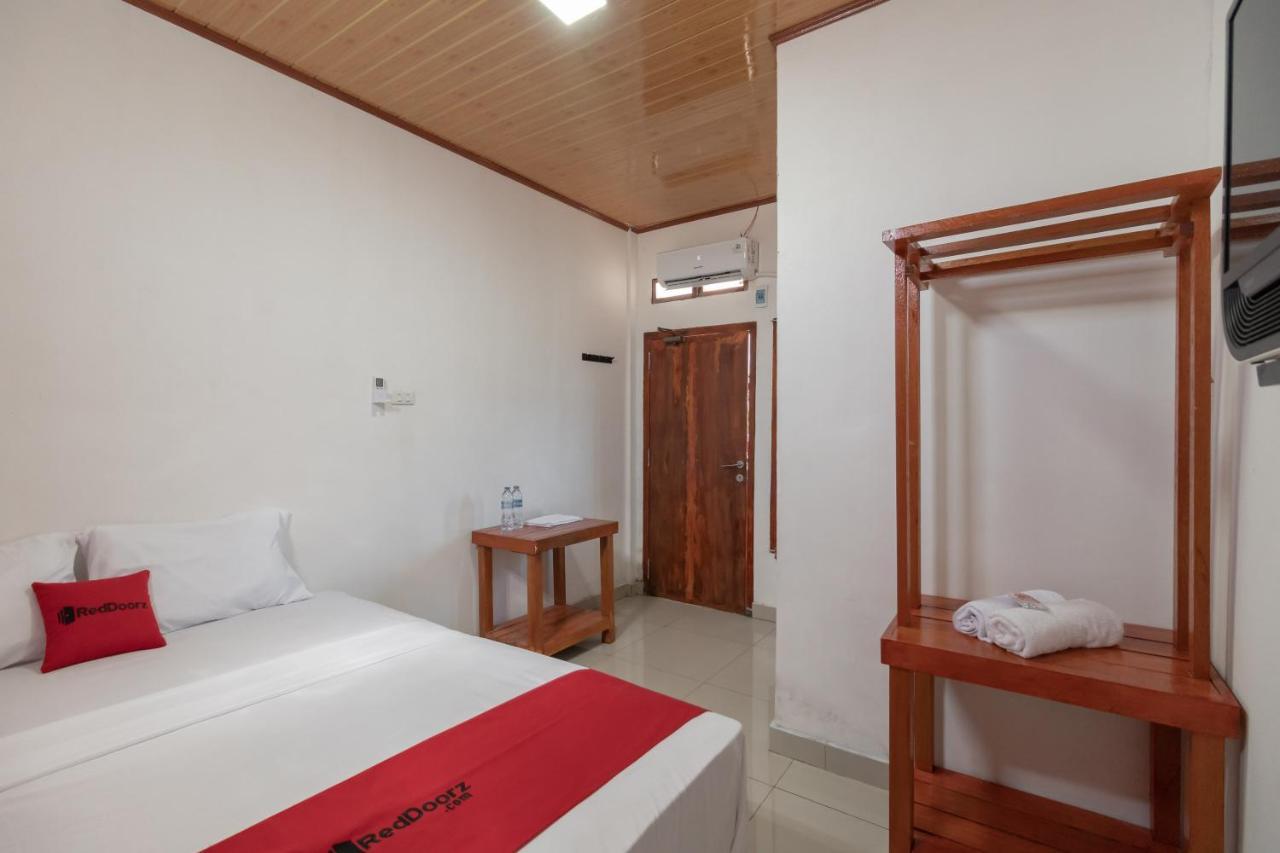 RedDoorz Syariah near Jakabaring Sport City Palembang Luaran gambar
