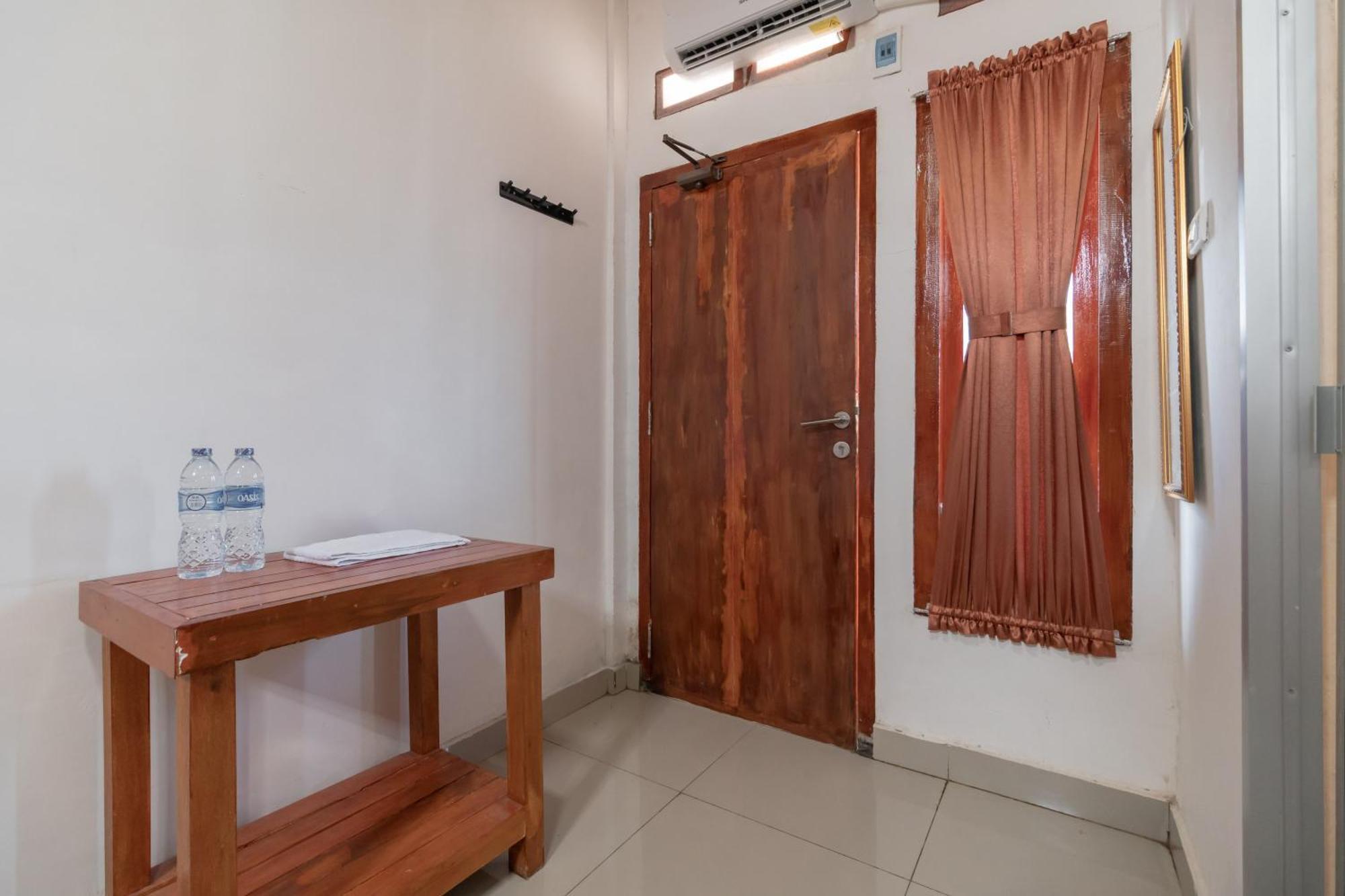 RedDoorz Syariah near Jakabaring Sport City Palembang Luaran gambar
